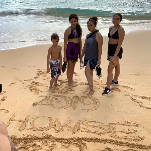 Meet your Posher, Sue - Picture 1 of 2